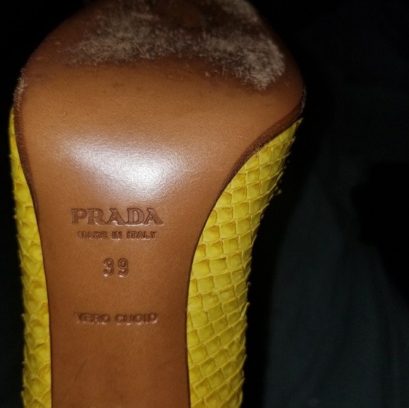 Authentic Yellow Python PRADA Heels size 39!!! - Picture 8 of 8